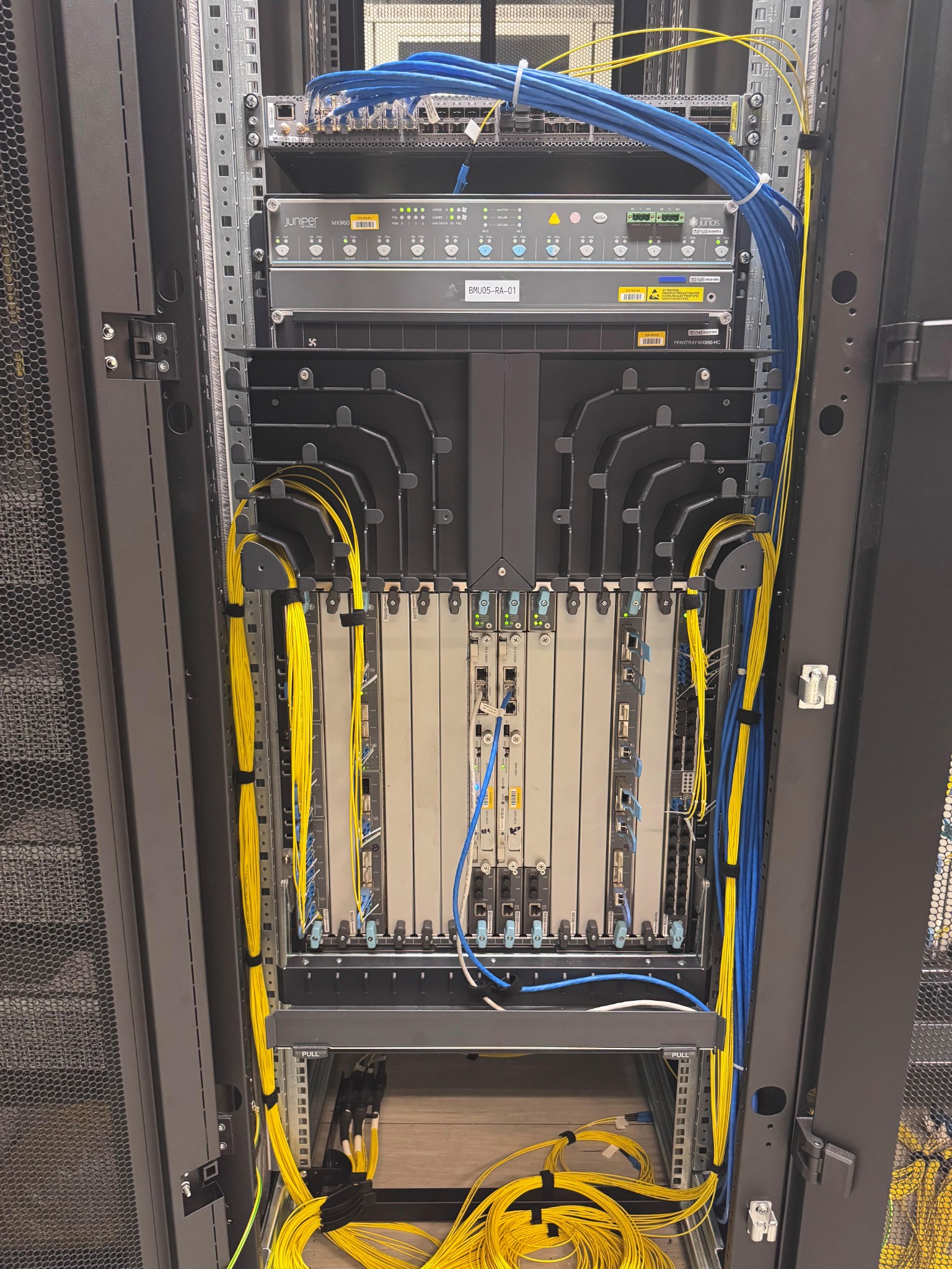 Technologický rack – ukázka realizace